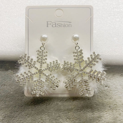 Christmas Snowflake Earrings Women's Full Diamond Pearl Plush Earrings - Beauty Blushh