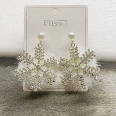 Christmas Snowflake Earrings Women's Full Diamond Pearl Plush Earrings - Beauty Blushh